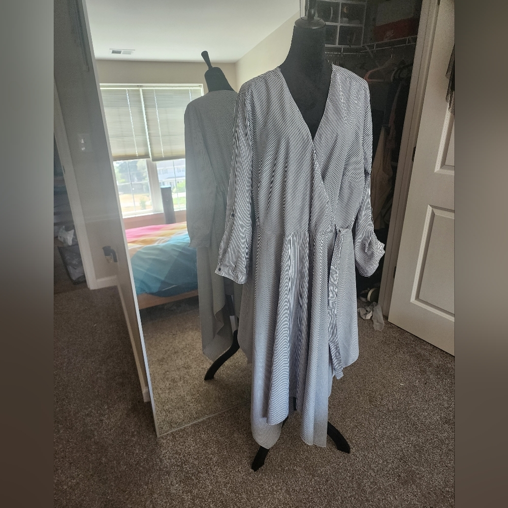 Light weight midi dress